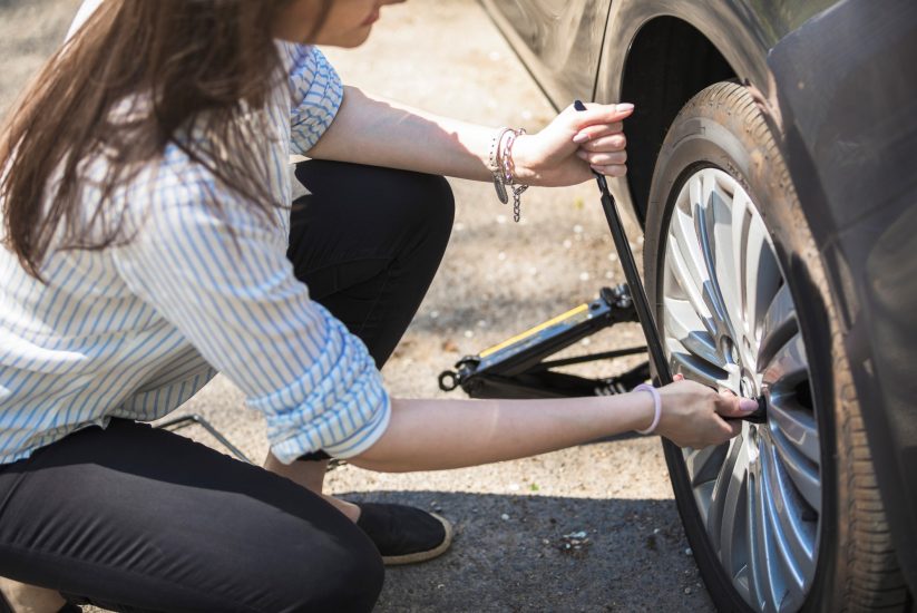 How to Change a Flat Tire in Under 15 Minutes